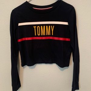 TOMMY HILFIGER | SIZE XS | Navy Crop Long Sleeve
